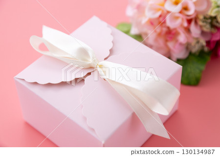 粉紅色禮物 130134987