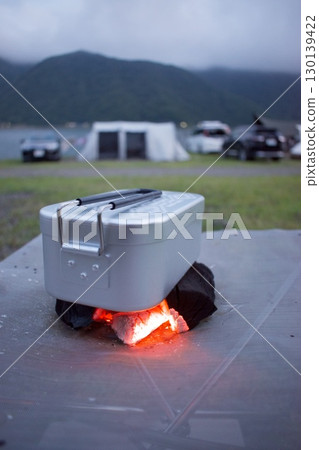 營地篝火晚會 130139422