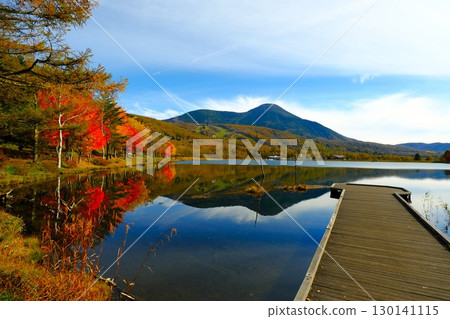 秋季女神湖與蓼科山的美景 秋季女神湖與蓼科山的美景 130141115