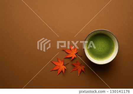 抹茶與秋葉－日本秋天的日式意象 130141176