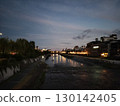 卡莫河在黃昏 130142405