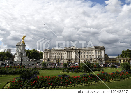 Buckingham Palace Buckingham Palace 130142837
