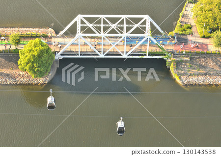 A bird's-eye view of the train road at Minatomirai Canal Park 130143538