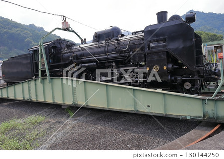 Steam locomotive turntable (Chichibu Railway) 130144250