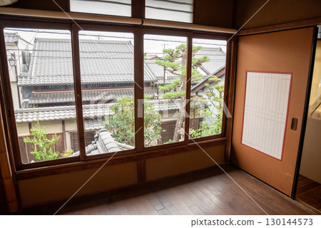 Image of the townscape seen from an old house Image of the townscape seen from an old house 130144573