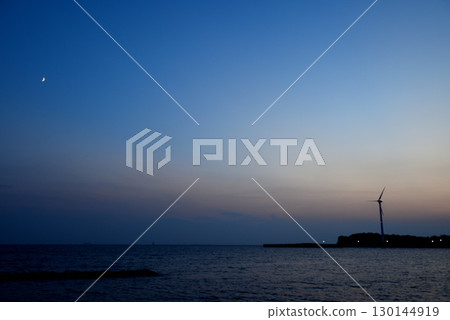 The sea of Chita at the end of summer 130144919