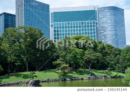 市中心的高層建築 130145144