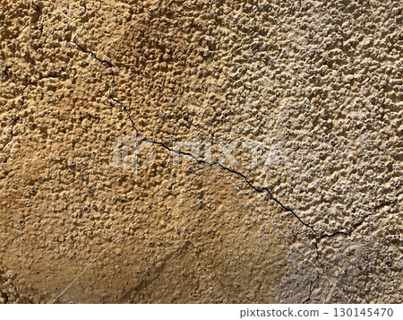 Rough cracked wall 130145470