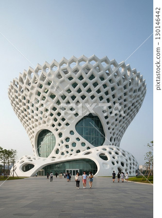 [AI-generated] Futuristic buildings 130146442