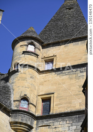 Exploring medieval architecture in Sarlat, Dordogne, reflecting the history and culture of Perigord 130146470