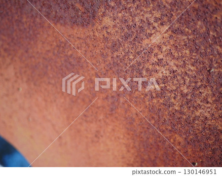 鏽跡斑斑的藝術。喚起時代感的美。即使在舊物中，也有新意和美。複製空間 130146951