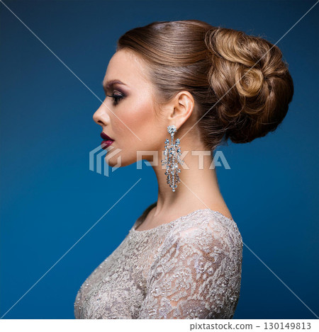 Graceful Elegance of African Beauty 130149813