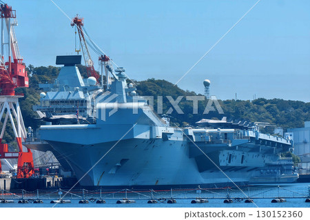 Royal Navy aircraft carrier Prince of Wales 130152360
