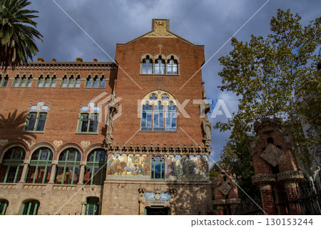 巴塞隆納風景與高第建築 130153244