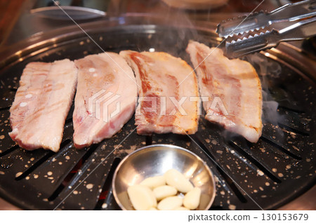 Korean BBQ. Charcoal grilled pork belly 130153679