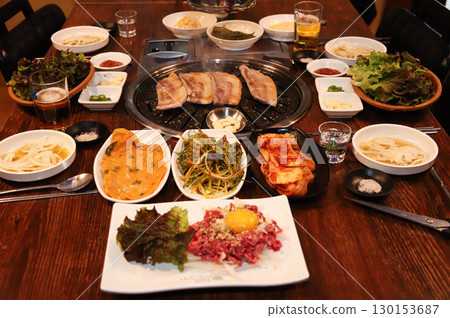 Korean BBQ. Charcoal grilled pork belly 130153687