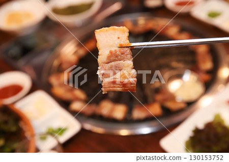 Korean BBQ. Charcoal grilled pork belly 130153752