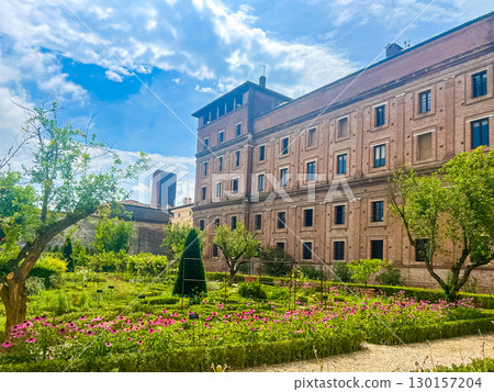Stunning summer view of the palazzo or palace Ducale gardens in Mantua, Italy Stunning summer view of the palazzo or palace Ducale gardens in Mantua, Italy 130157204