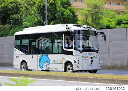 自動駕駛巴士 130161022