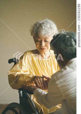 妻子的照顧 130162286