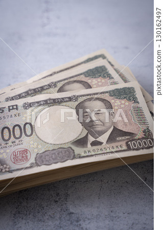 1 million yen and 10,000 yen bills placed carelessly 130162497