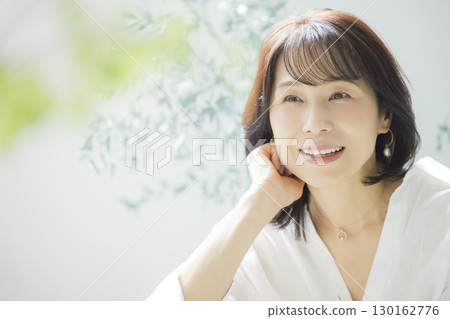 Middle-aged woman, portrait, beauty image Middle-aged woman, portrait, beauty image 130162776