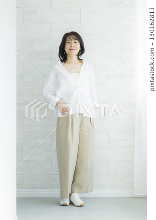 中年婦女，肖像，美女形象 130162811