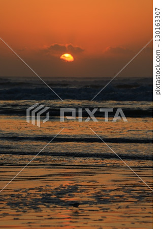 九十九里海灘的日出風景 九十九里海灘的日出風景 130163307