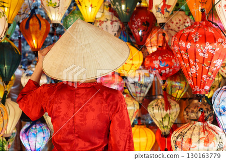 Vietnam Hoi An lantern tourism 130163779