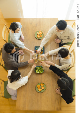 Home party Home party 130164067