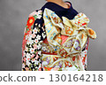 Kimono 130164218