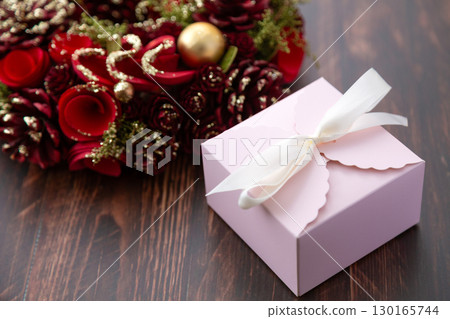 Christmas gift  130165744