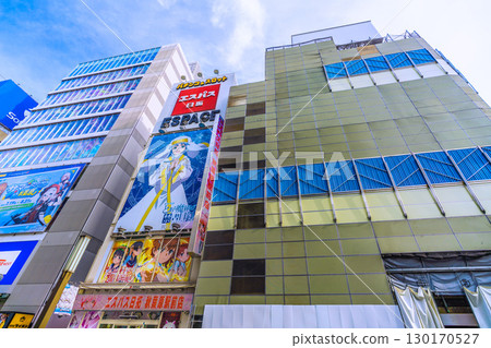 日本東京城市景觀-秋葉原中央大道開發案地面拆除工程景觀 日本東京城市景觀-秋葉原中央大道開發案地面拆除工程景觀 130170527
