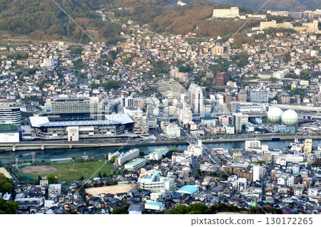 從長崎體育場附近的稻佐山眺望(長崎縣長崎市) 從長崎體育場附近的稻佐山眺望(長崎縣長崎市) 130172265
