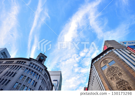Ginza 4-Chome intersection seen from the center 130173298