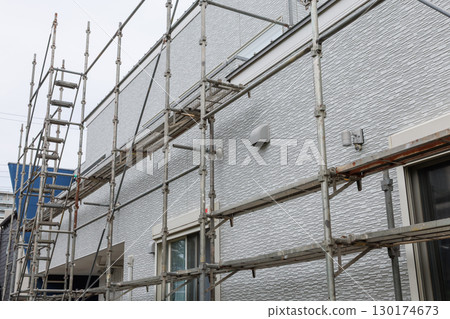 Residential scaffolding 130174673
