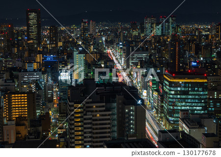 大阪夜景:梅田城市景觀 大阪夜景:梅田城市景觀 130177678