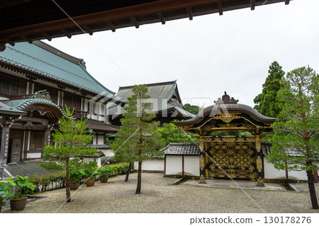 Kencho-ji Shrine main hall and Karamon gate in Kamakura, Japan surrounded by nature Kencho-ji Shrine main hall and Karamon gate in Kamakura, Japan surrounded by nature 130178276