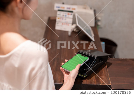Smartphone payment cashless Smartphone payment cashless 130178556