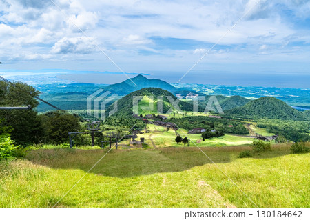 【日本百座名山】鳥取縣西伯郡大山町大山白色度假村夏季滑雪場 130184642
