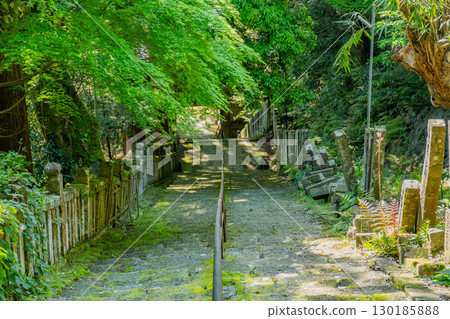 Maniji Temple Approach, Kakuji Temple, Tottori City, Tottori Prefecture 130185888