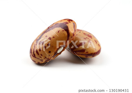 The heap of the red kidney beans isolated on a white background. very close up kidney bean. The heap of the red kidney beans isolated on a white background. very close up kidney bean. 130190431