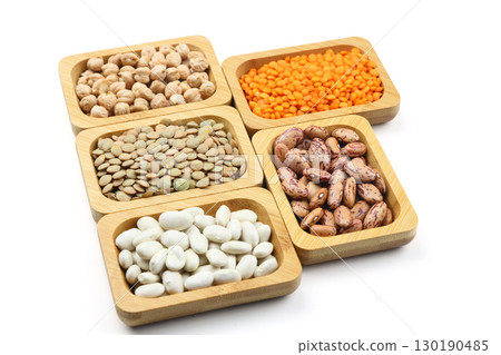 Different type of raw dry legumes composition.  lentils, red lentils, chickpeas and kidney beans. Mix organic legume concept. 130190485