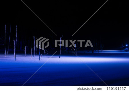 被點燃的冬天湖美瑛町 被點燃的冬天湖美瑛町 130191237