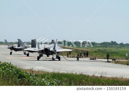 F35抵達松島空軍基地 F35抵達松島空軍基地 130193159