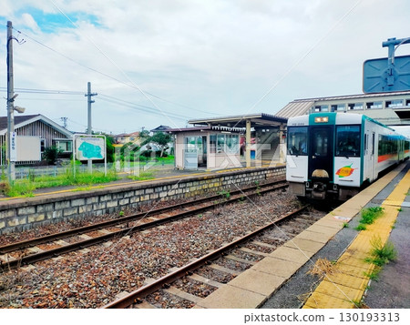 Inside JR Maeyachi Station 130193313