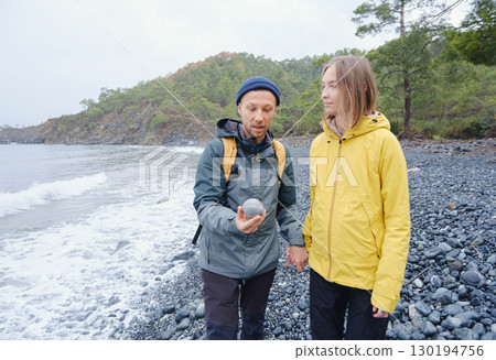 Couple enjoys Turkish coastline on winter season 130194756