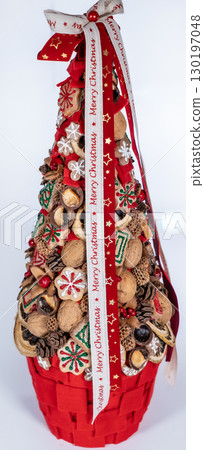 Christmas tree table cones mini decoration for new year 130197048