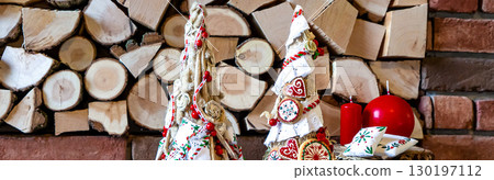 Christmas tree table cones mini decoration for new year 130197112