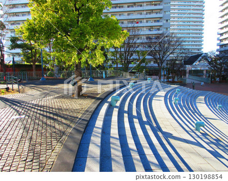 埼玉縣川口市莉莉亞公園（川口西公園）的樓梯風景 130198854
